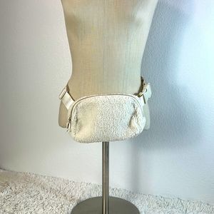 Womens Sherpa Fleece Belt Bag Zip Closure Adjustable Strap Ivory Small $10